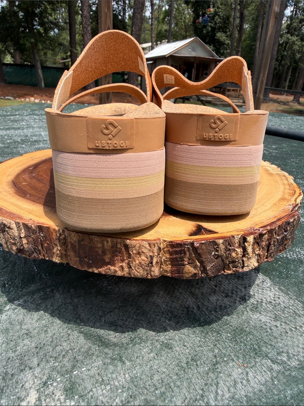Platform Sandal - Picture 4 of 5